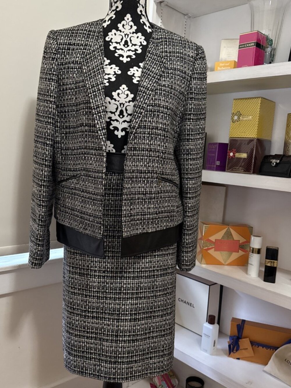 Elie Tahari Black Tweed Suit Skirt Faux Leather Trim Career 16 jacket 12 Skirt